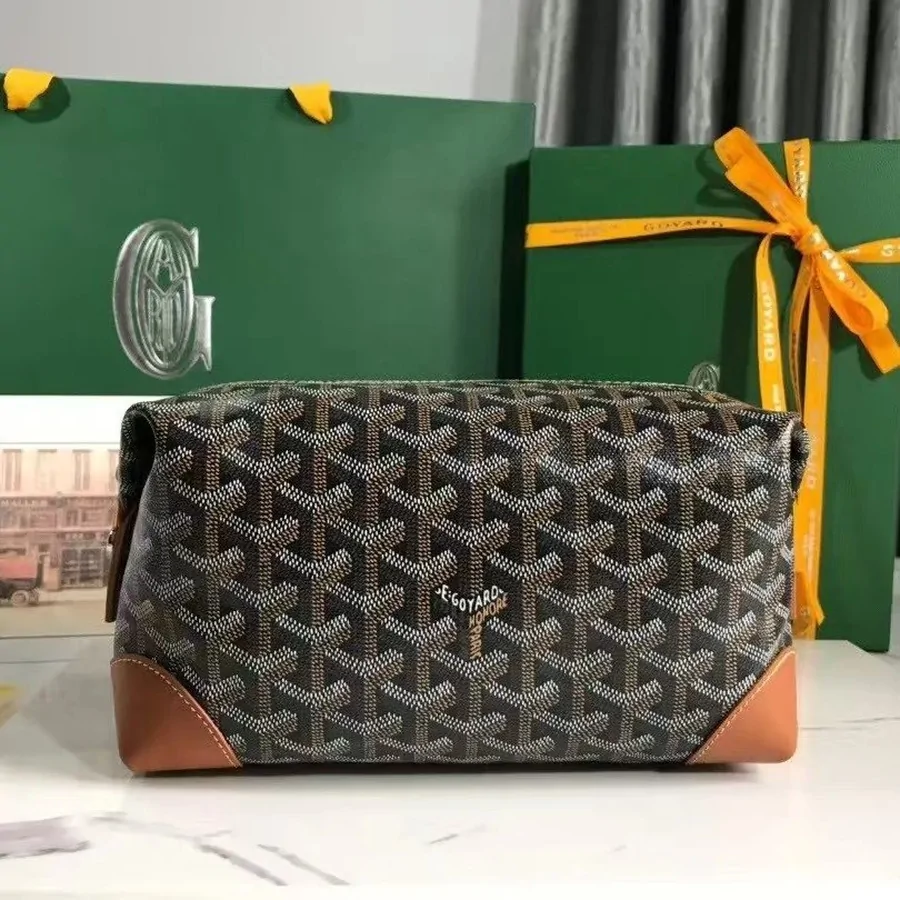 Patterned toiletry bag with a zip closure